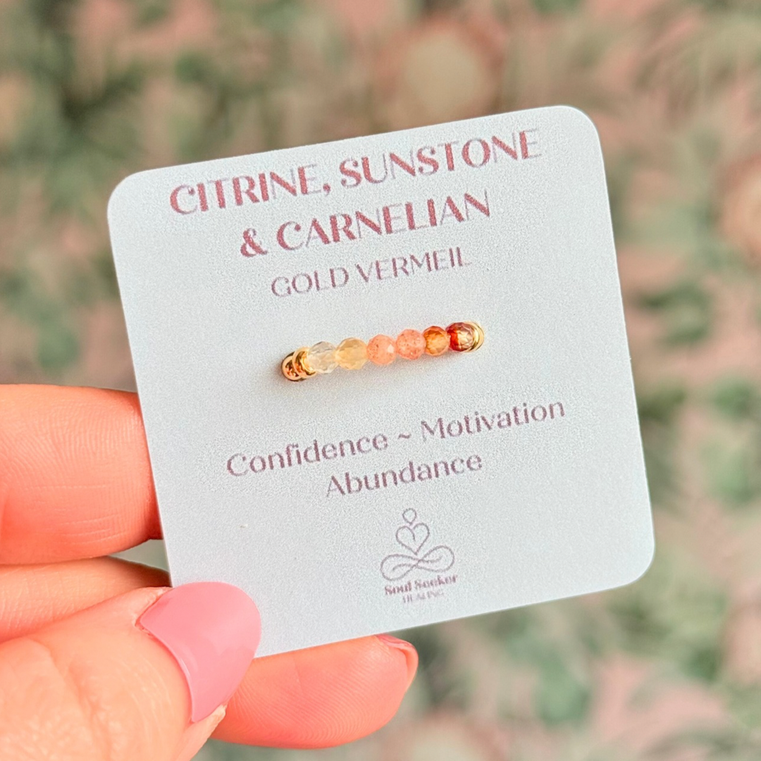Gold vermeil band style ombré ring with multicolour gradient 3mm faceted citrine, sunstone and carnelian beads with a beaded band of 2.5 mm gold vermeil round beads. Elasticated for comfort.