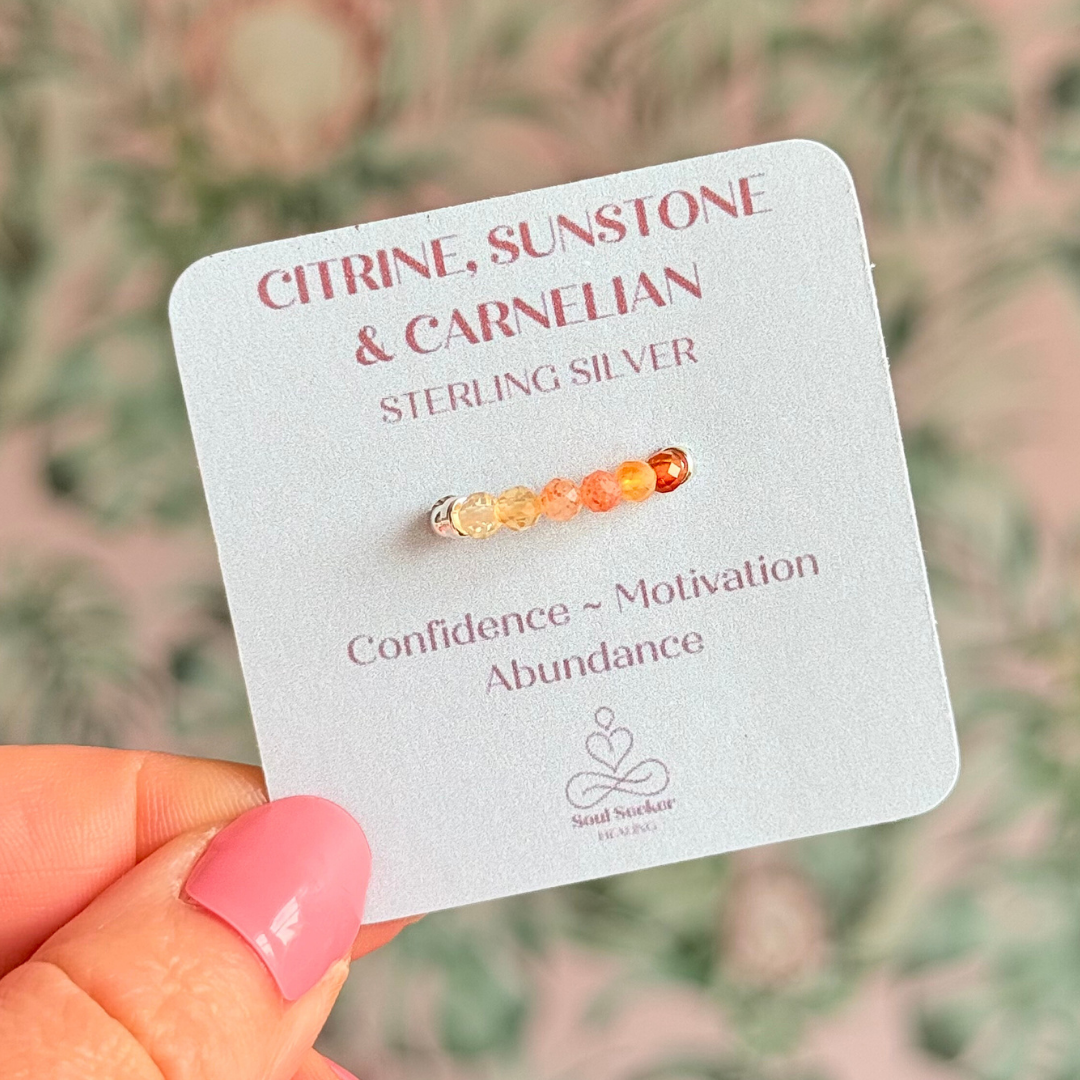 Sterling silver band style ombré ring with multicolour gradient 3mm faceted citrine, sunstone and carnelian beads with a beaded band of 2.5 mm sterling silver round beads. Elasticated for comfort.