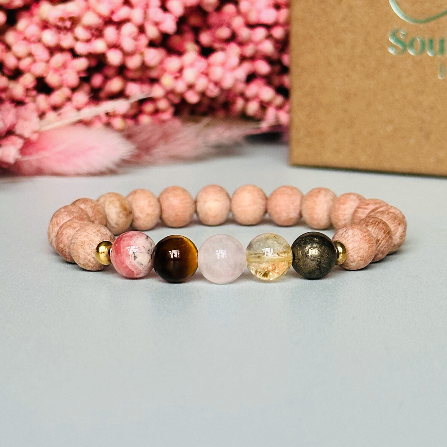 Self confidence bracelet, crystals for confidence, gift for female friend, gift for teenage girl, essential oil diffuser bracelet, aroma jewellery, help with confidence, divorce gift, break up gift, overcome shyness, confidence boost, aroma bracelet
