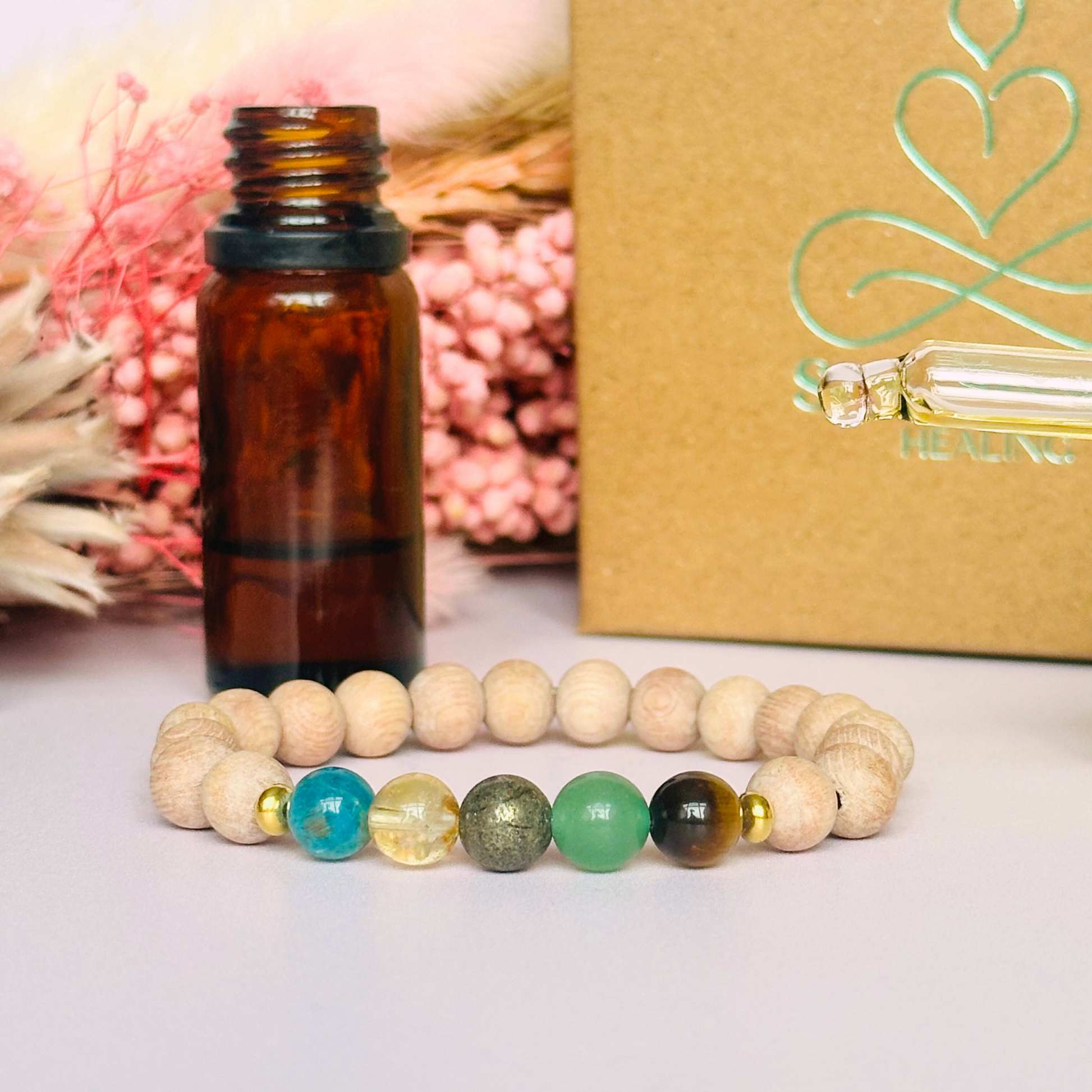Manifesting essential oil diffuser bracelet - Main Image
