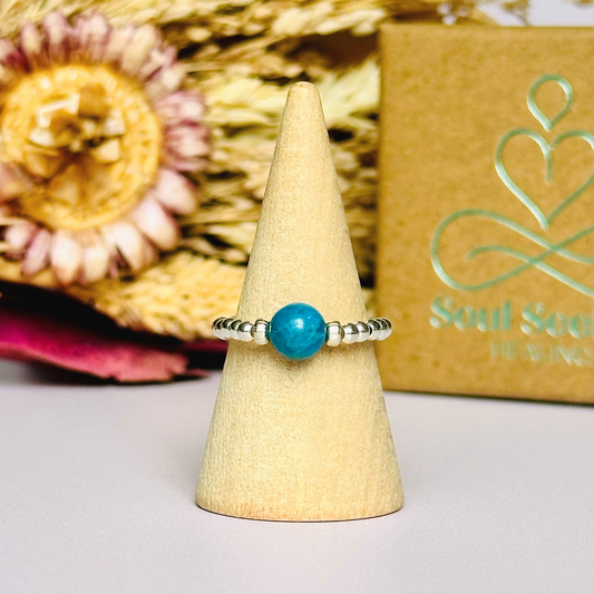 apatite ring, apatite silver ring, apatite ring silver, sterling silver apatite ring, crystal healing ring, stretch ring, elastic ring