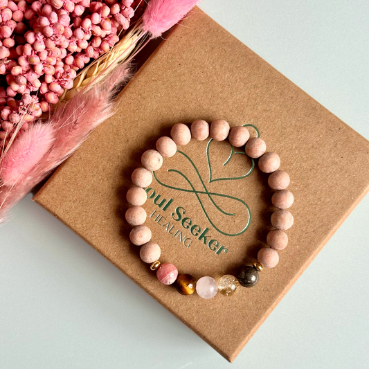 Self confidence bracelet, crystals for confidence, gift for female friend, gift for teenage girl, essential oil diffuser bracelet, aroma jewellery, help with confidence, divorce gift, break up gift, overcome shyness, confidence boost, aroma bracelet