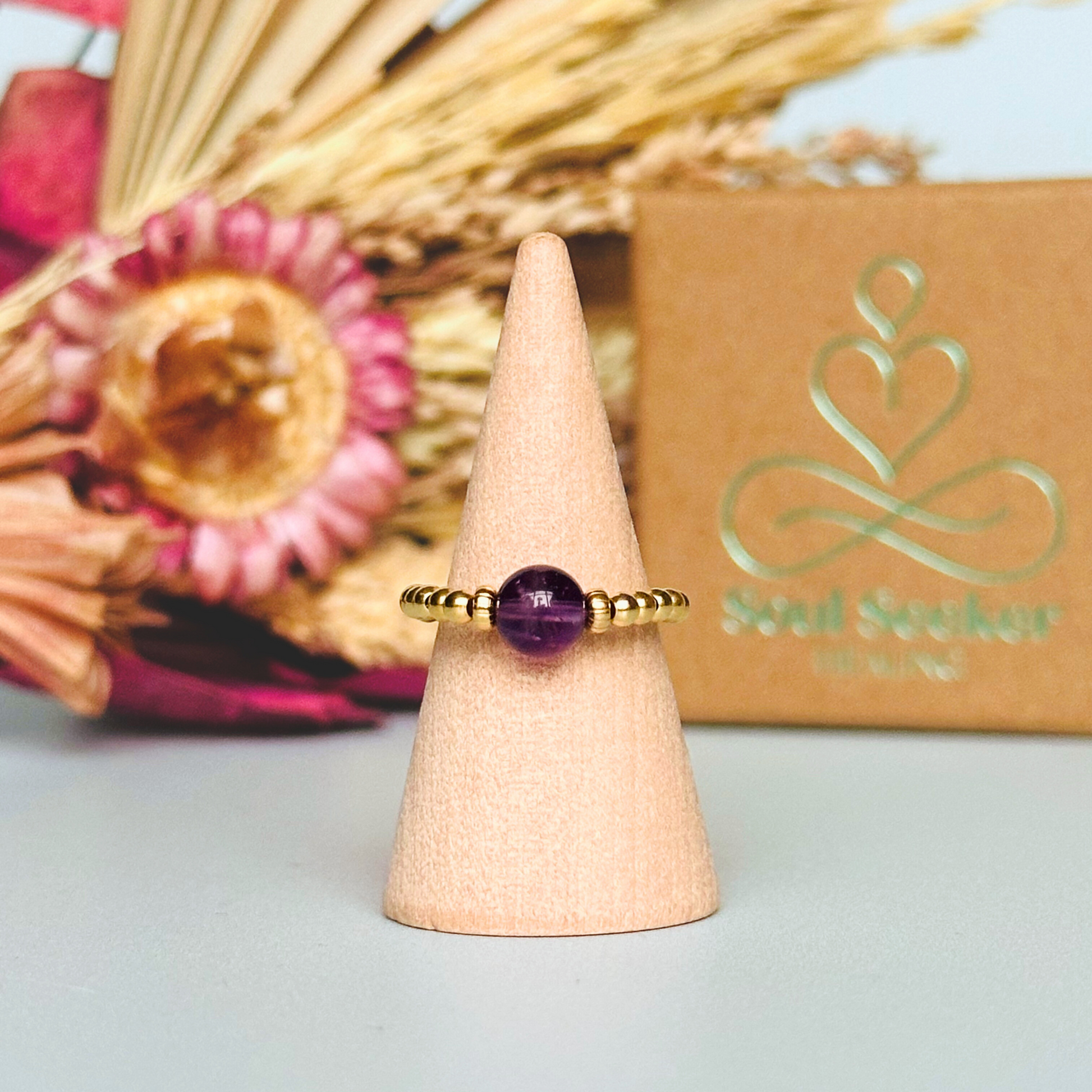 gold amethyst ring, stretchy crystal ring, gold vermeil ring, gold vermeil amethyst ring, amethyst ring, amethyst jewellery, february birthstone, february birthstone ring, birthstone jewellery